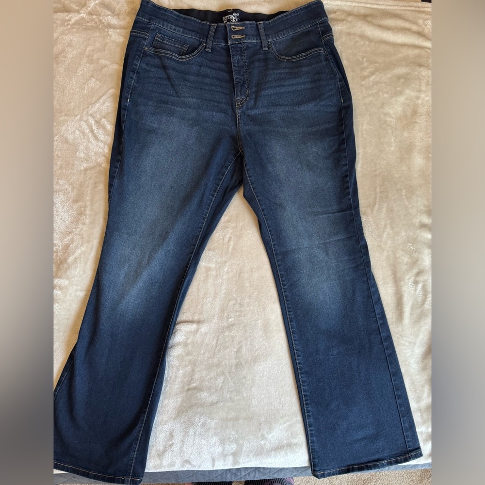 Women's Blue Jeans ( Bootcut Jeans) - Picture 4 of 12